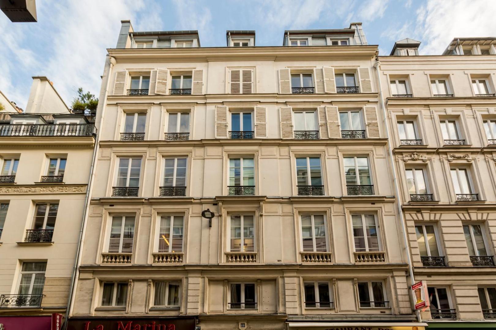 Cozy Apartment - Marais - Saint Martin V Париж Екстериор снимка